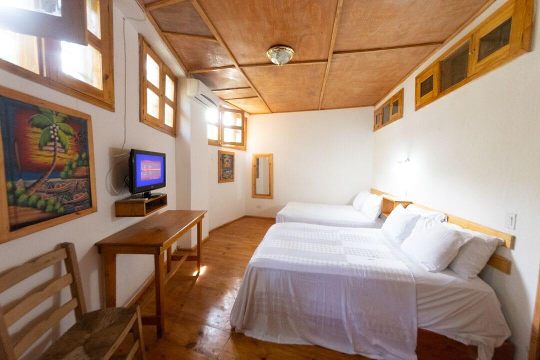 Pacot Breeze Hotel Musseau Bagian luar foto