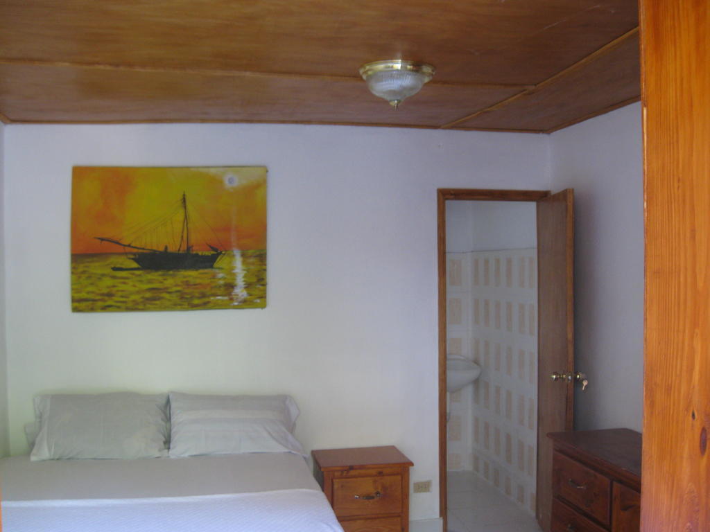 Pacot Breeze Hotel Musseau Bagian luar foto